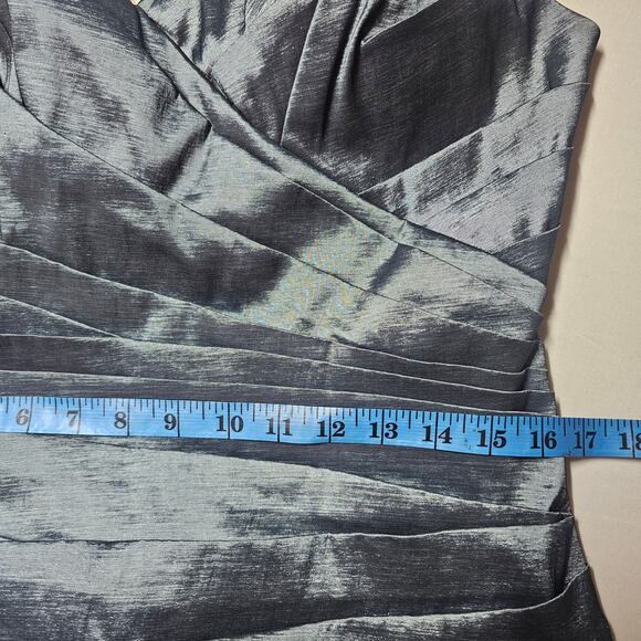 JS Collections Formal V Neck Cap Sleeve Ruched Gown in Silver Blue Size 14 - Picture 14 of 15